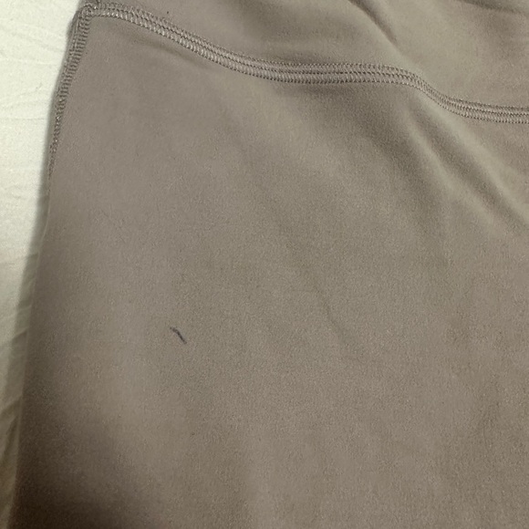 Lulu Align Pant II 25” Size 4 - Picture 4 of 7